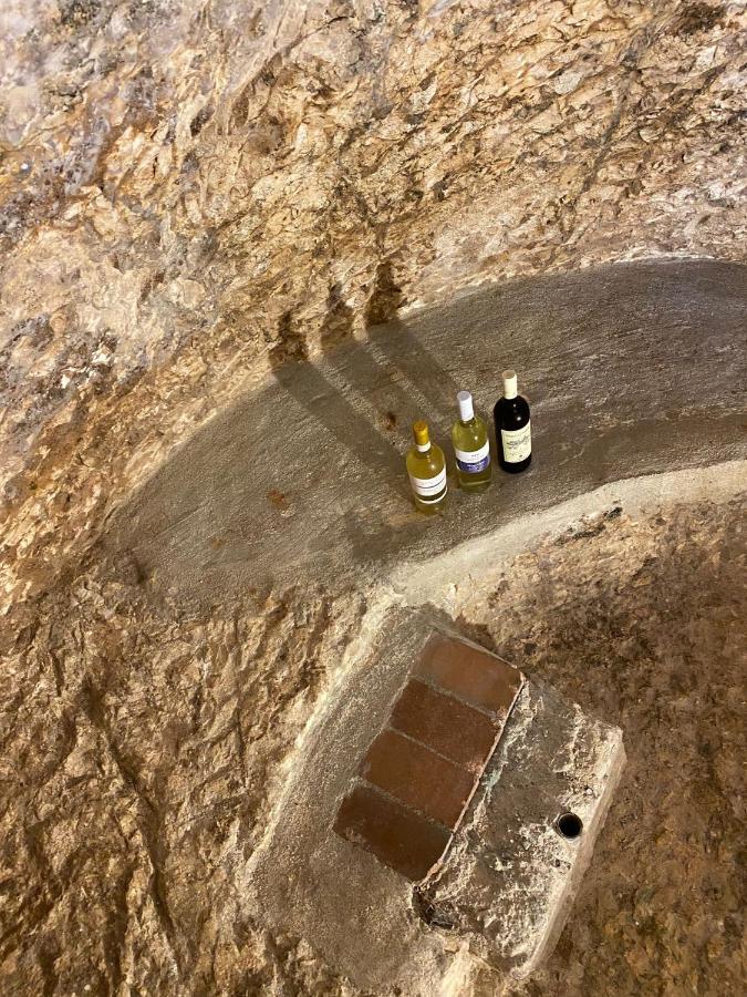 לינה וארוחת בוקר אוסטוני Ca Sotto L'Arco מראה חיצוני תמונה