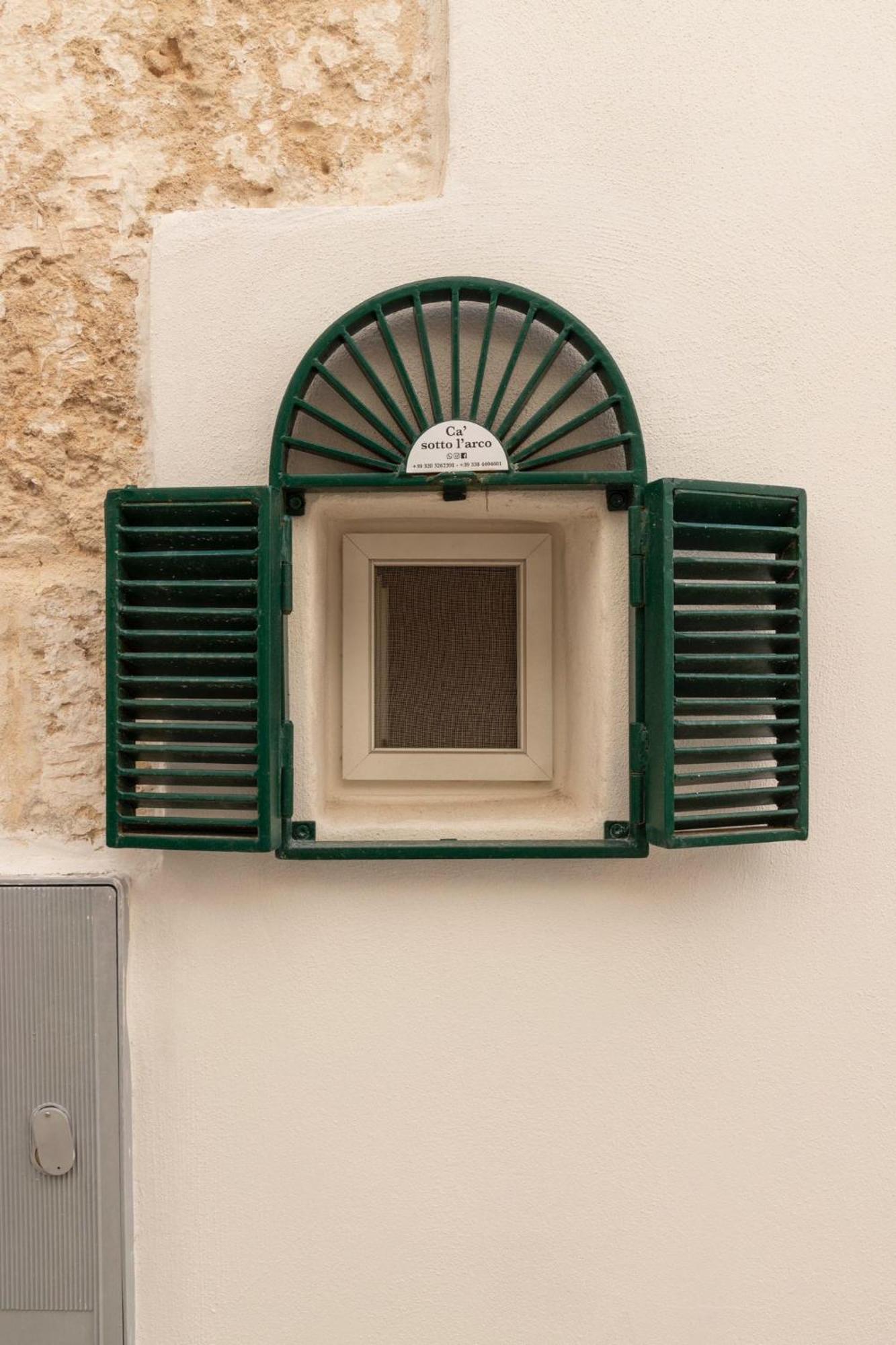 לינה וארוחת בוקר אוסטוני Ca Sotto L'Arco מראה חיצוני תמונה